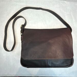 GH Bass Leather Purse Messenger Bag Brown Adjustable Shoulder Strap